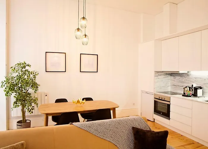 Apartment Aliados Town Hall